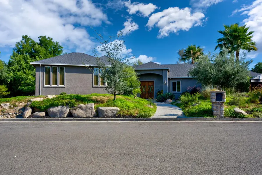 6190 Country Club Place, Atwater, CA 95301 - #2