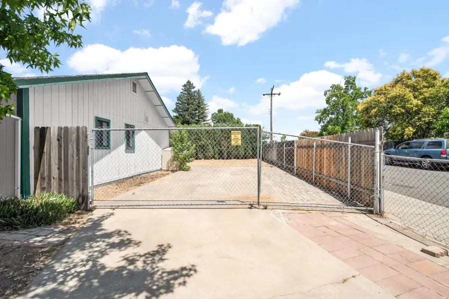 300 Withington Avenue, Rio Linda, CA 95673 - #2