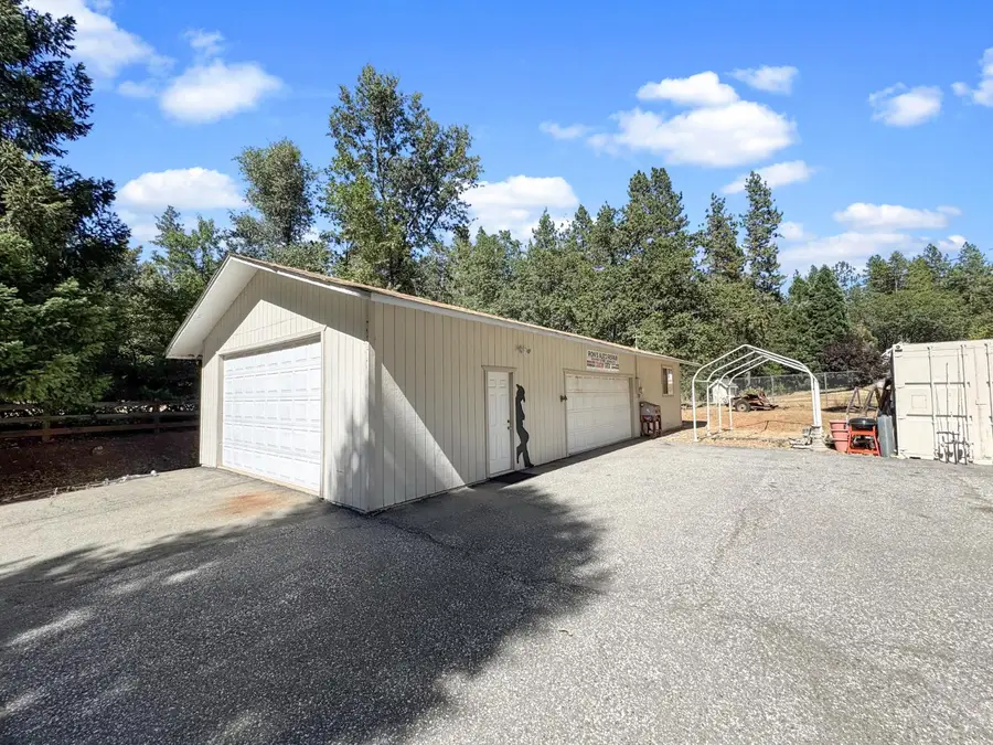 10800 Round Valley Road, Grass Valley, CA 95949 - #2