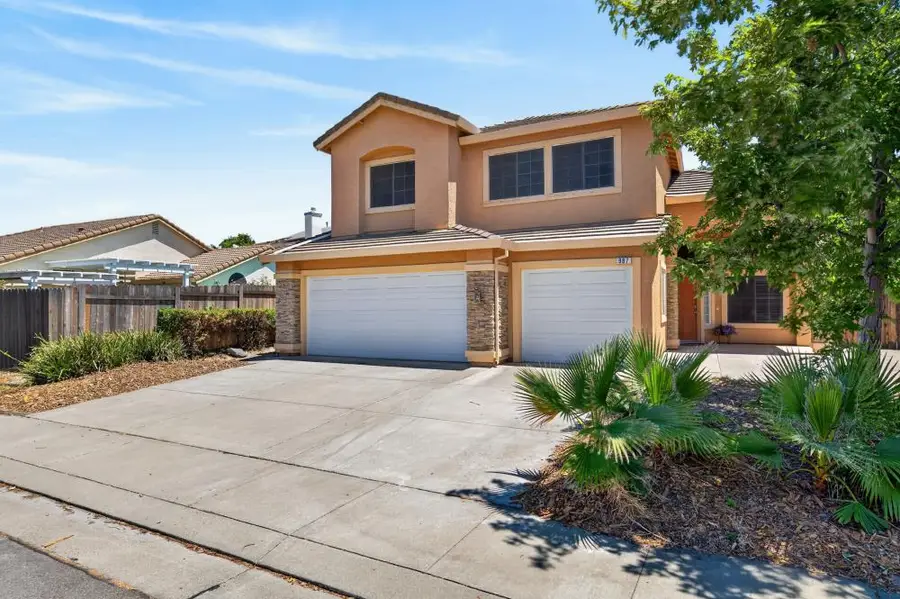 987 Nelson Way, Woodland, CA 95776 - #2