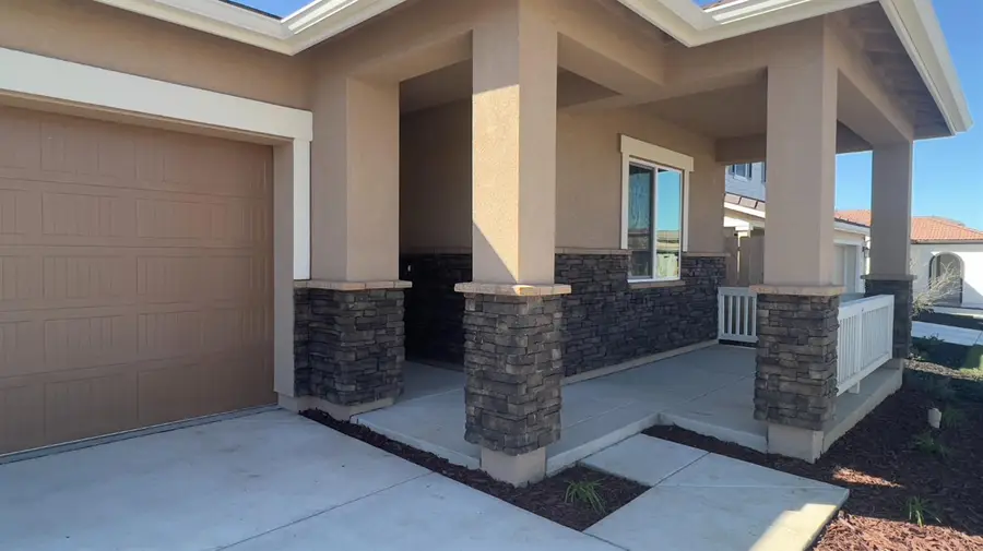1033 Meadowlands Drive, Oakdale, CA 95361 - #2