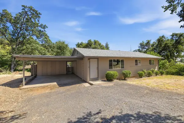 19903 Mono Way, Sonora, CA 95370
