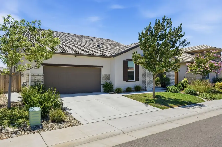 4581 Blushing Lily Way, Roseville, CA 95747 - #3