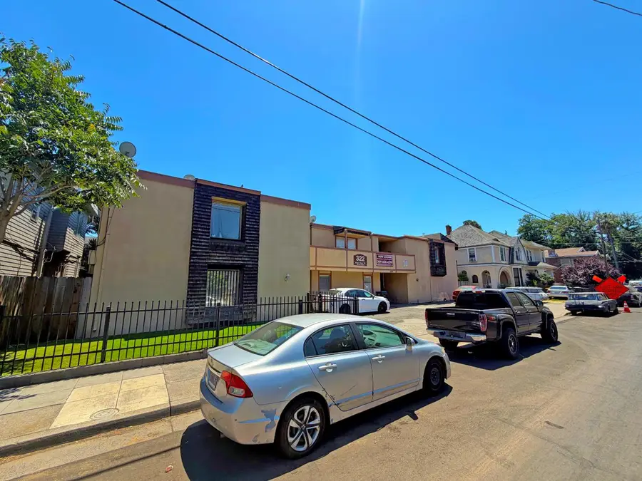322 W Park Street, Stockton, CA 95203 - #2