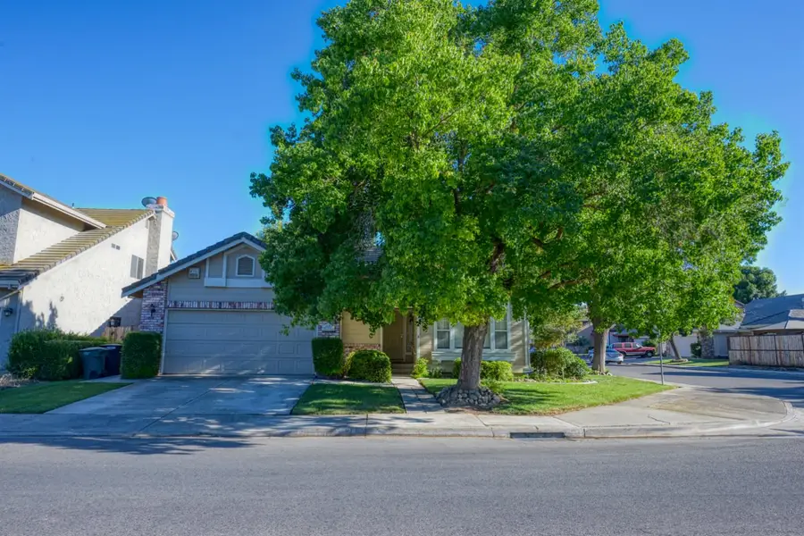 1124 Strawbridge Drive, Newman, CA 95360 - #3