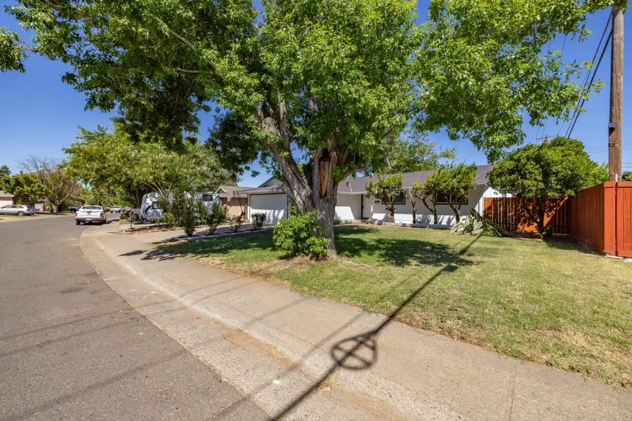 10743 Campana Way, Rancho Cordova, CA 95670 - #2