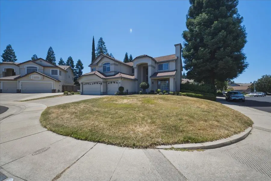 100 La Paz Court, Roseville, CA 95747 - #3