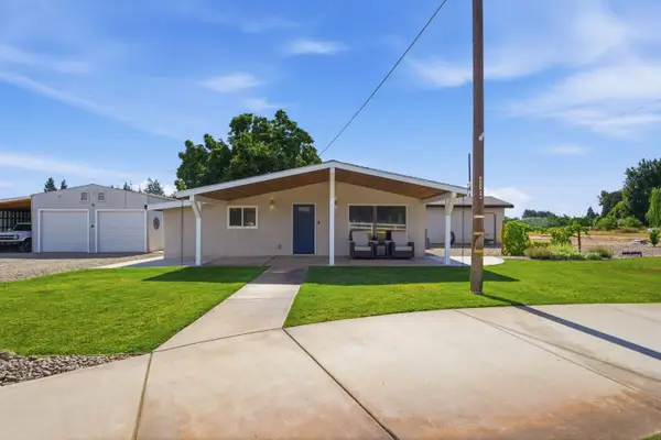 543 S Blossom Road, Waterford, CA 95386