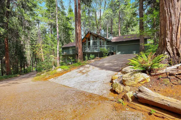 12593 Red Dog Road, Nevada City, CA 95959