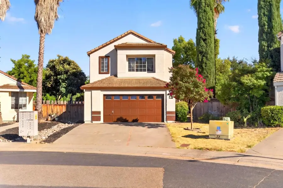289 Union Street, Roseville, CA 95678 - #2