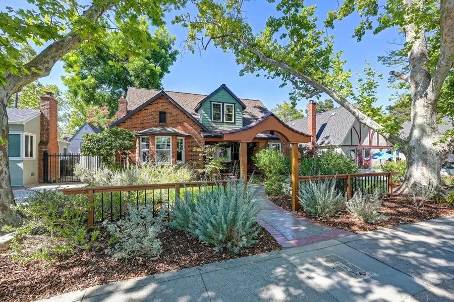 2509 10th Avenue, Sacramento, CA 95818 - #3