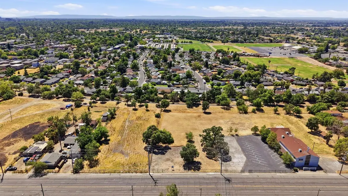 2845 Rio Linda Boulevard, Sacramento, CA 95815 - #1