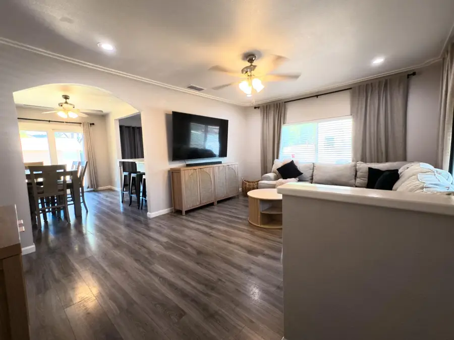 4759 Baker Avenue, Sacramento, CA 95820 - #2