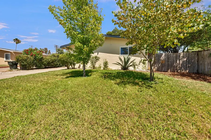 6624 Thomas Drive, North Highlands, CA 95660 - #3