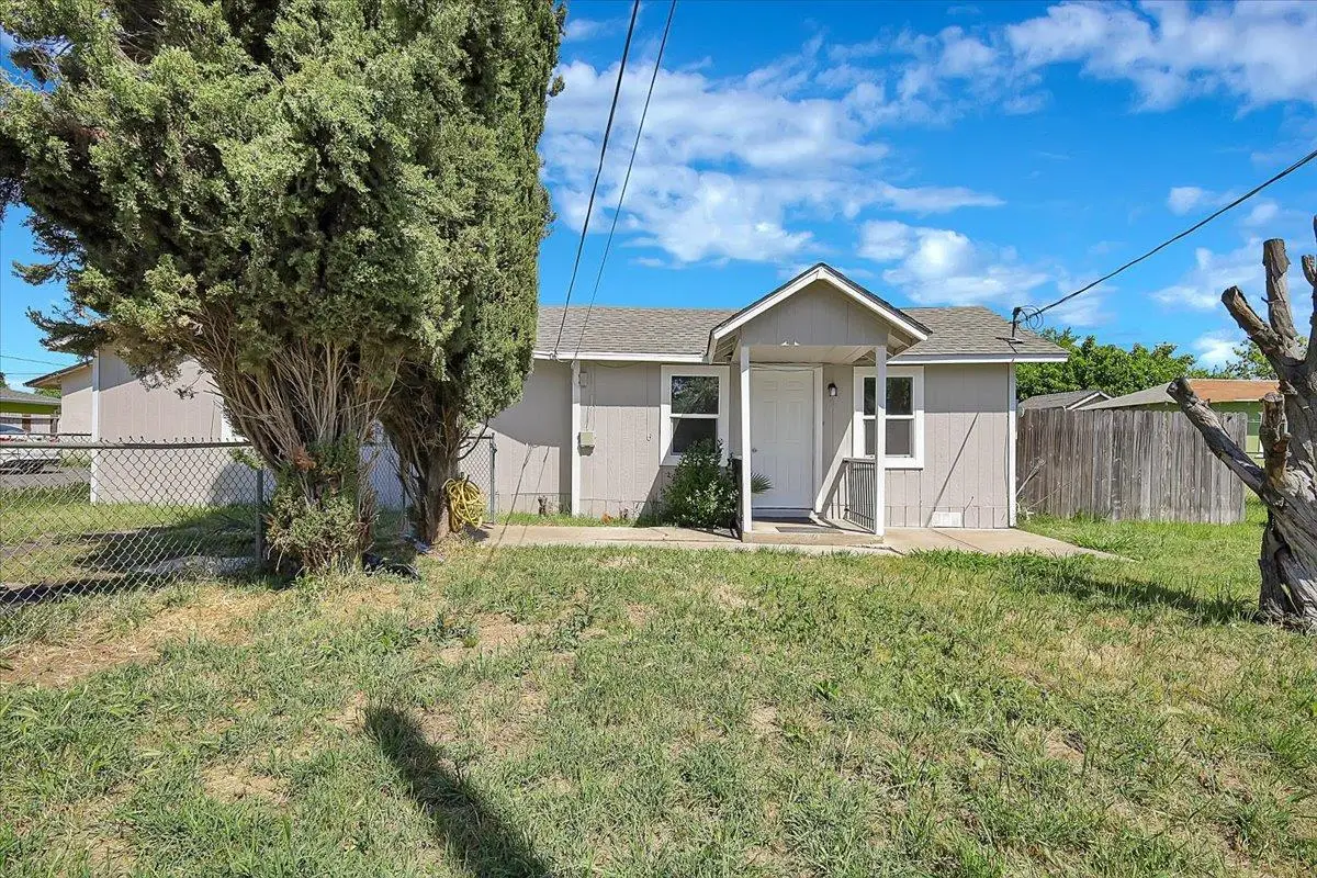 1613 9th Ave, Olivehurst, CA 95961 - #1