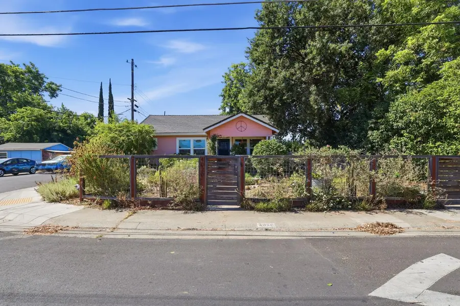 4020 Sierra Vista Avenue, Sacramento, CA 95820 - #2