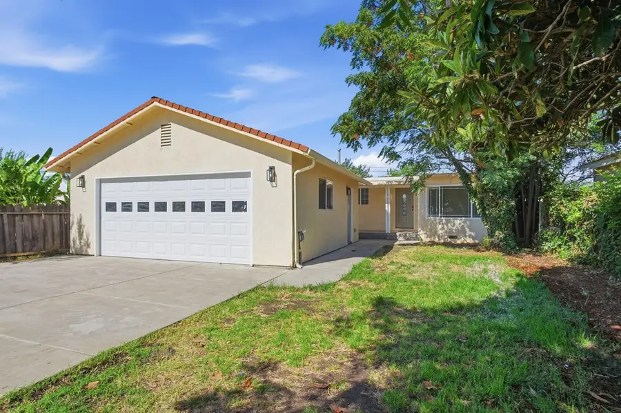 3211 Anne Street, Stockton, CA 95206 - #2