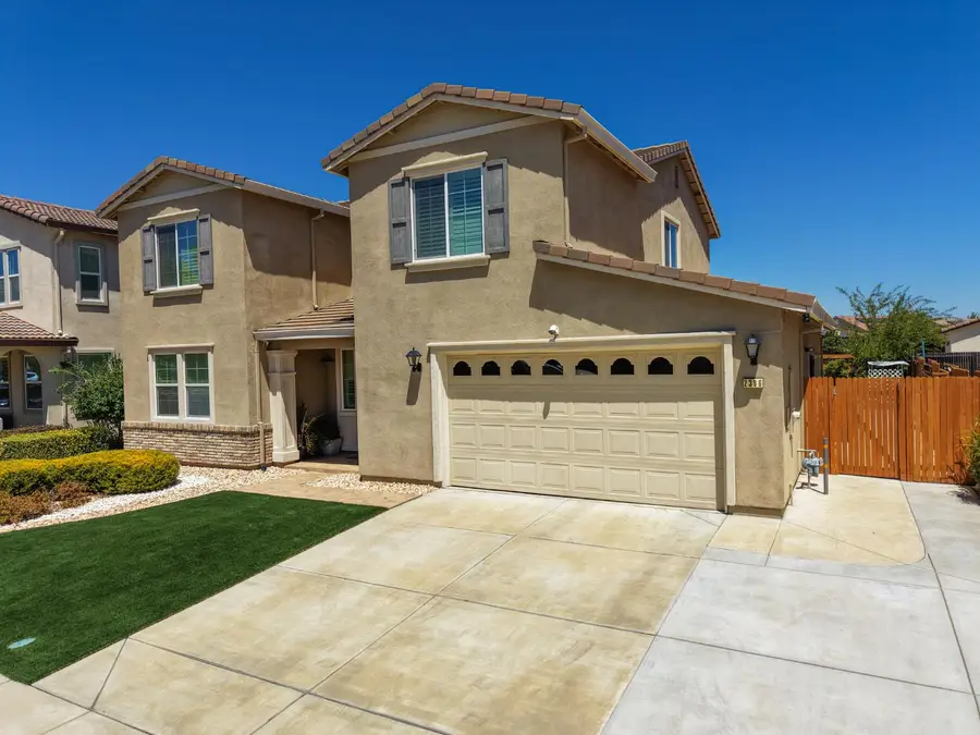 2386 Stephen Robert Lane, Manteca, CA 95337 - #2