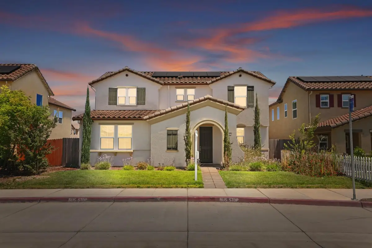 1457 W Woodward Avenue, Manteca, CA 95337 - #1