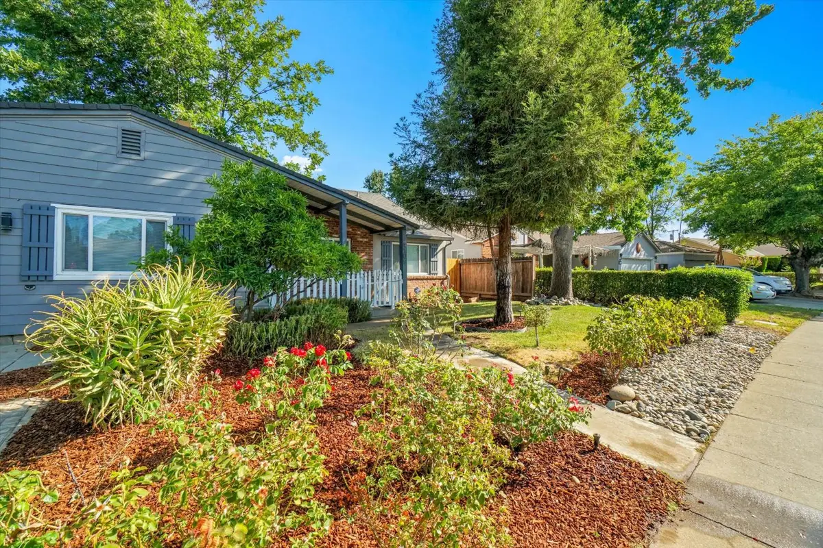 4109 42nd Avenue, Sacramento, CA 95824 - #1