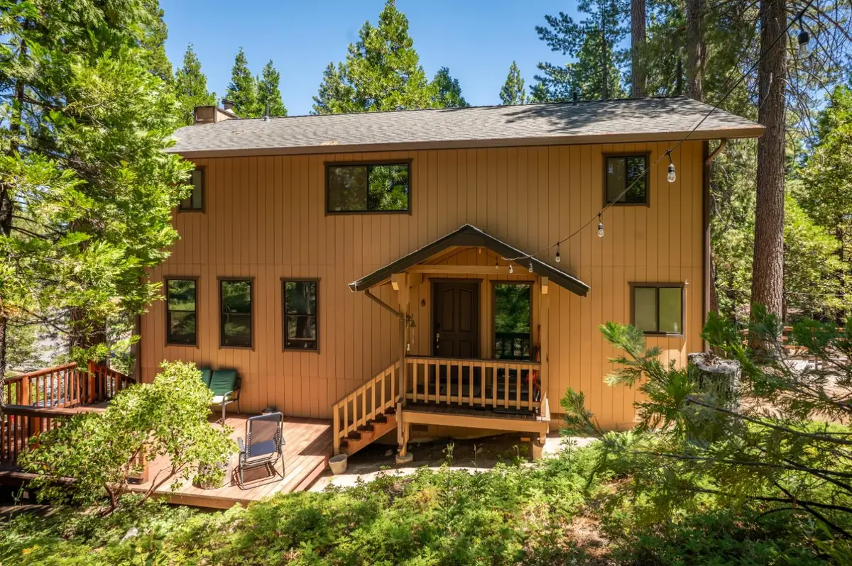 2707 Navajo Drive, Dorrington, CA 95223 - #1