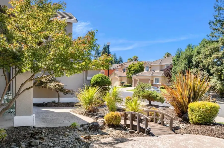 3240 Hopscotch Way, Roseville, CA 95747 - #3