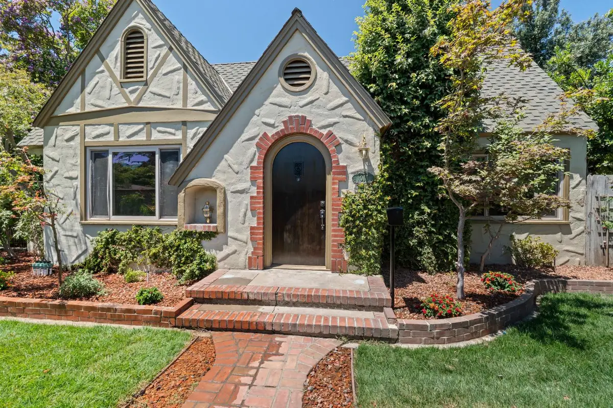 1015 College Avenue, Modesto, CA 95350 - #1