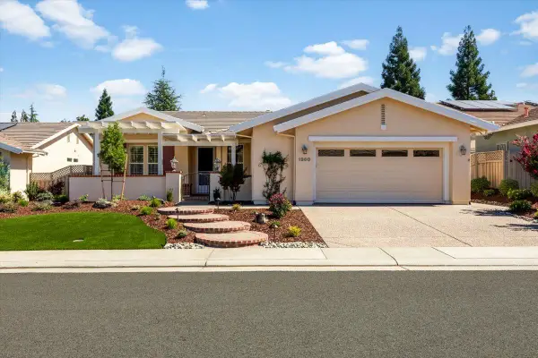 1960 Viola View Court, Lincoln, CA 95648