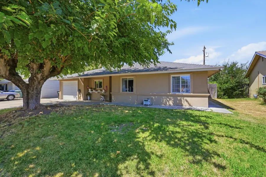 7109 Delhaven Way, North Highlands, CA 95660 - #2