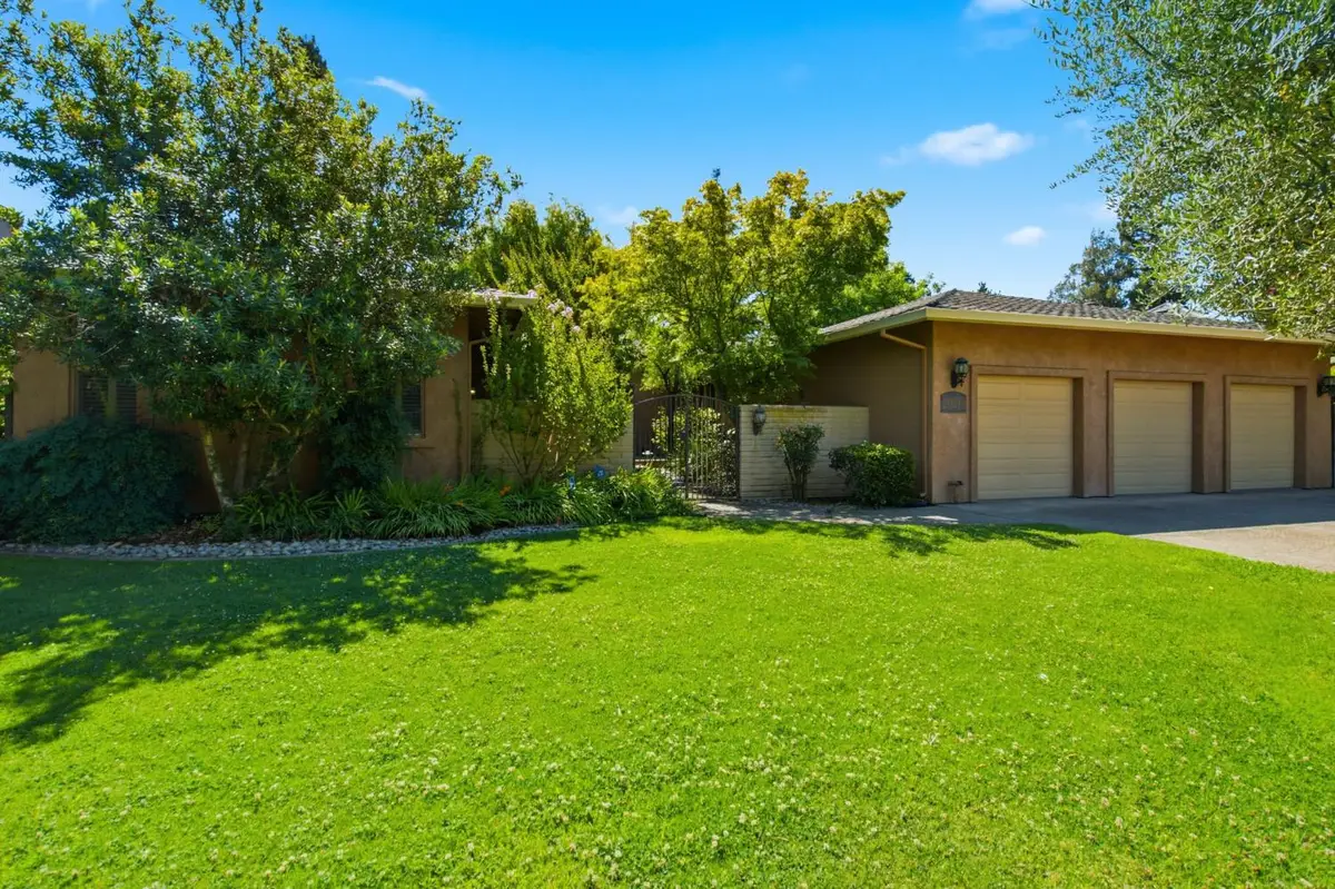 20078 Greenview Drive, Woodbridge, CA 95258 - #1