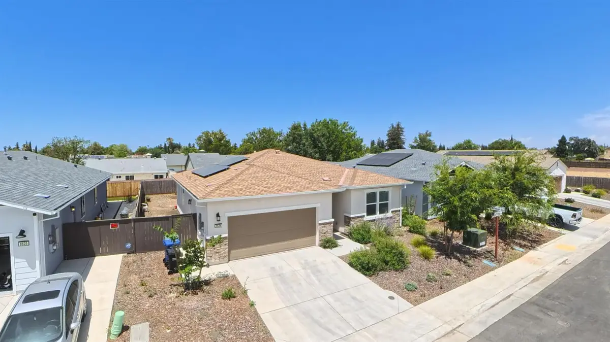 8629 Mccloud River Way, Sacramento, CA 95828 - #1