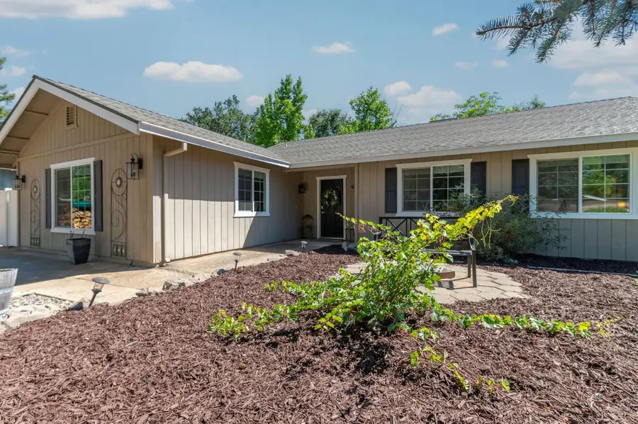 646 Rocky Hill Road, Murphys, CA 95247 - #2