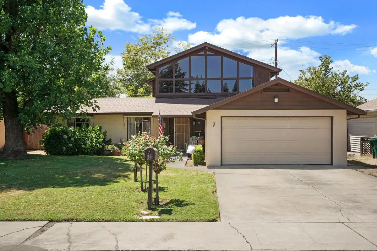 7 S Fairmont Avenue, Lodi, CA 95240 - #1