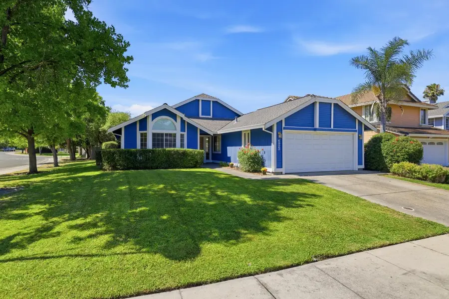 4923 Shady Leaf Way, Sacramento, CA 95838 - #3