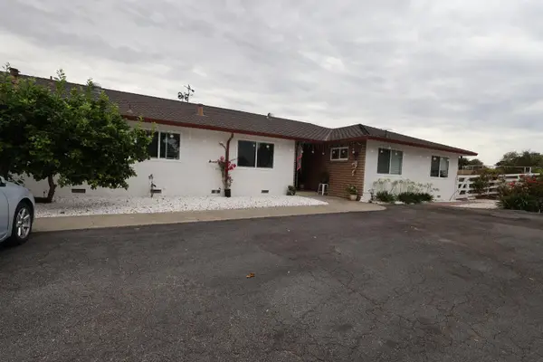 307 Mansfield Rd, Hollister, CA 95023