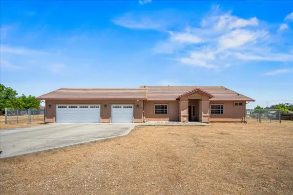 7826 El Modena Avenue, Elverta, CA 95626