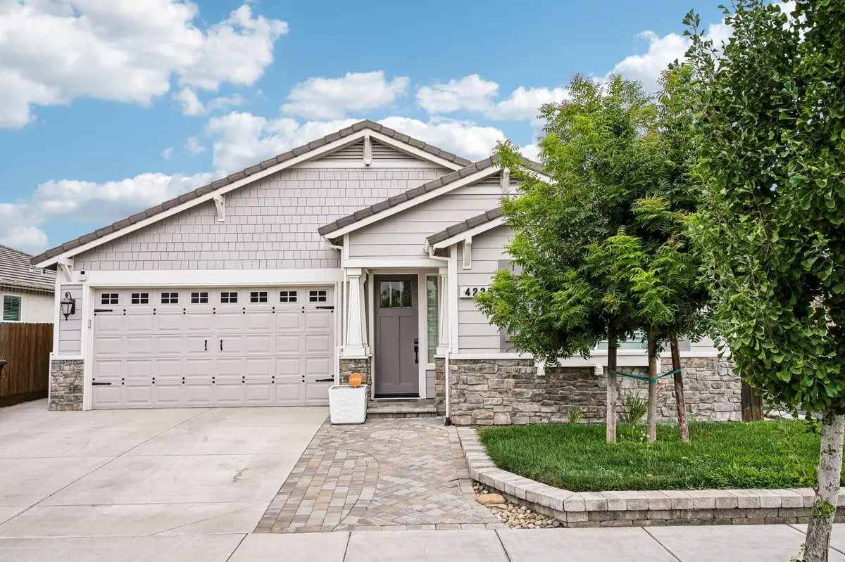 4225 Sierra Street, Riverbank, CA 95367 - #1