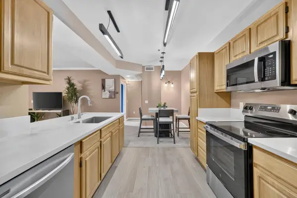 501 Gibson Drive #2424, Roseville, CA 95678