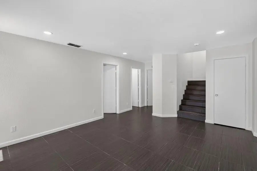 5220 Calvine Road, Sacramento, CA 95823 - #3