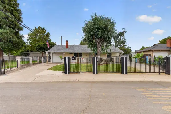 3125 Fairfield Street, Sacramento, CA 95815
