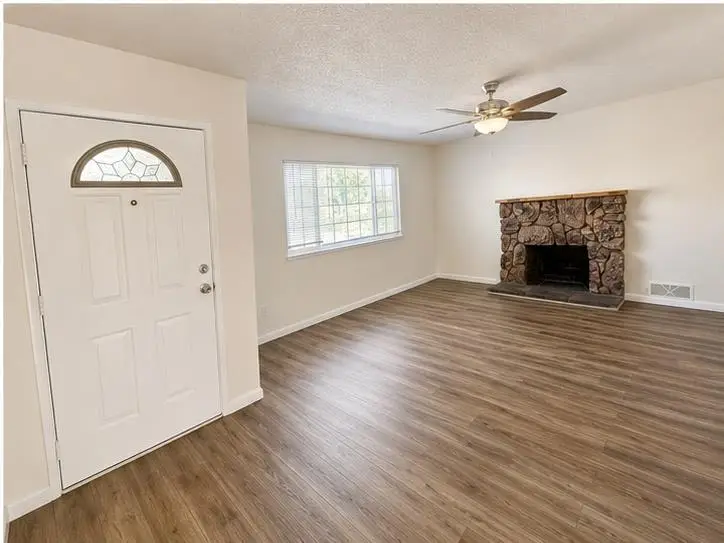 8355 Franklin Boulevard, Sacramento, CA 95823 - #3