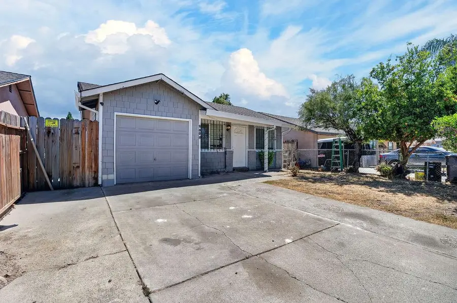 8008 32nd Avenue, Sacramento, CA 95824 - #2