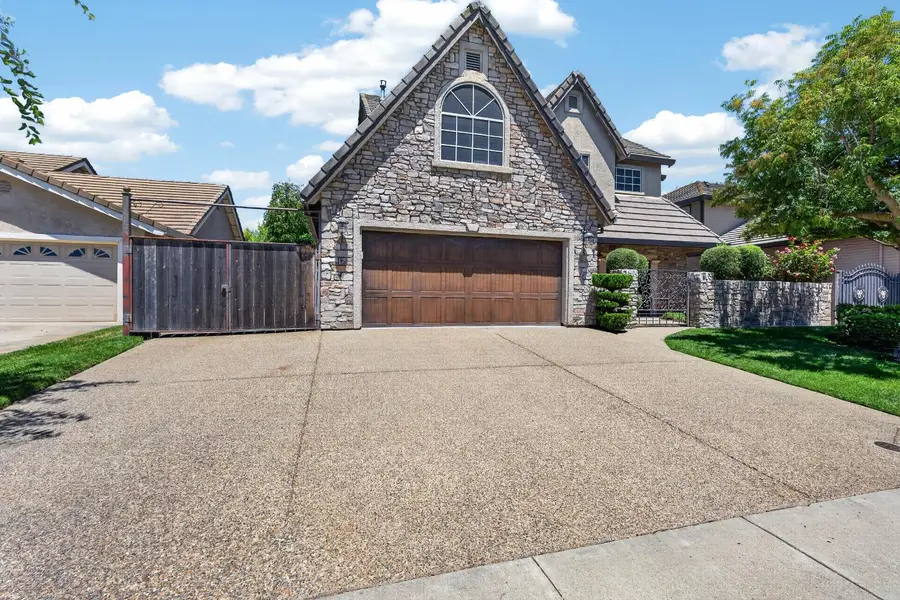 4409 Curlew Street, Stockton, CA 95219 - #2
