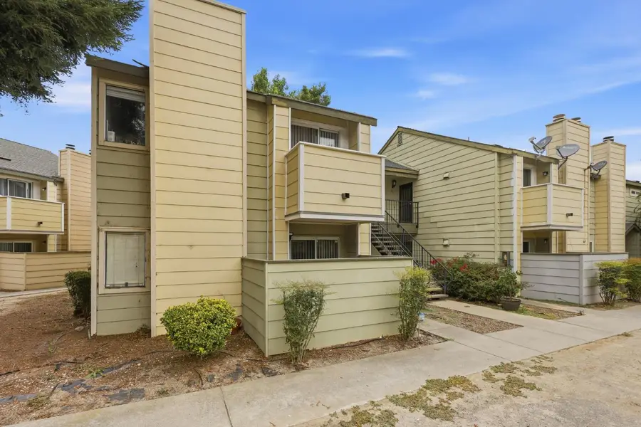 8224 Center Parkway #28, Sacramento, CA 95823 - #2