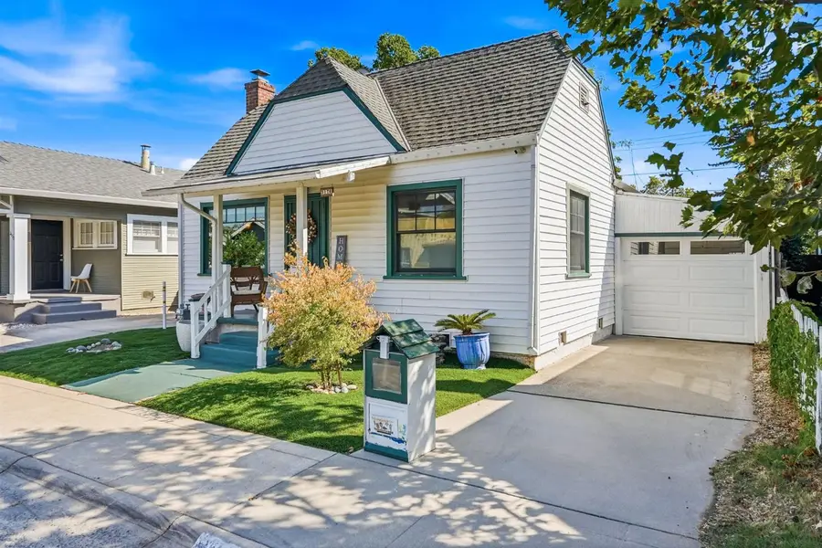 3170 Carly Way, Sacramento, CA 95816 - #3