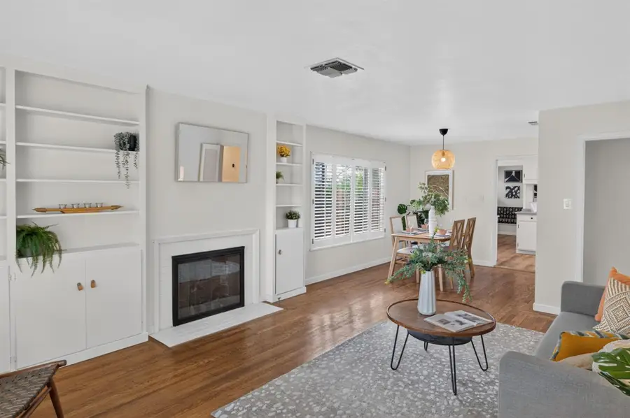 5836 Raymond Way, Sacramento, CA 95820 - #3