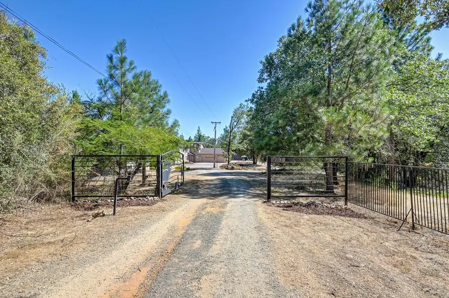 20758 S Manzanita Hills Road, Colfax, CA 95713 - #2