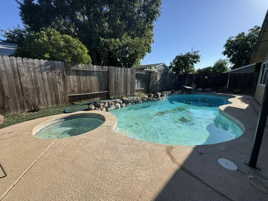 6904 Winlock Avenue, Citrus Heights, CA 95621 - #2