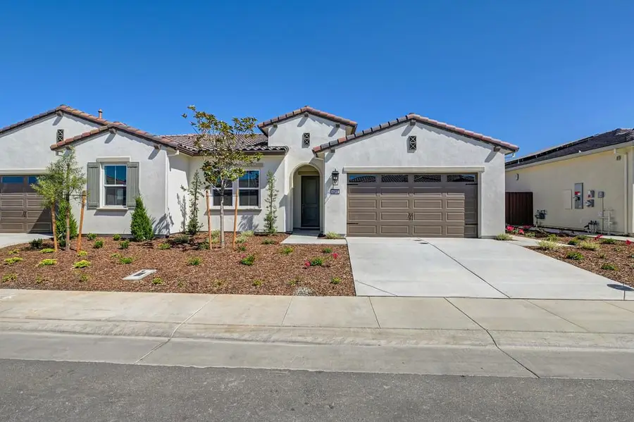 4252 Meadow Crest Drive, Folsom, CA 95630 - #2