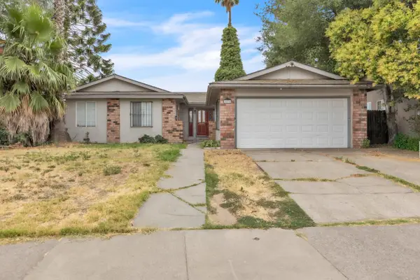 5890 Hollyhurst Way, Sacramento, CA 95823
